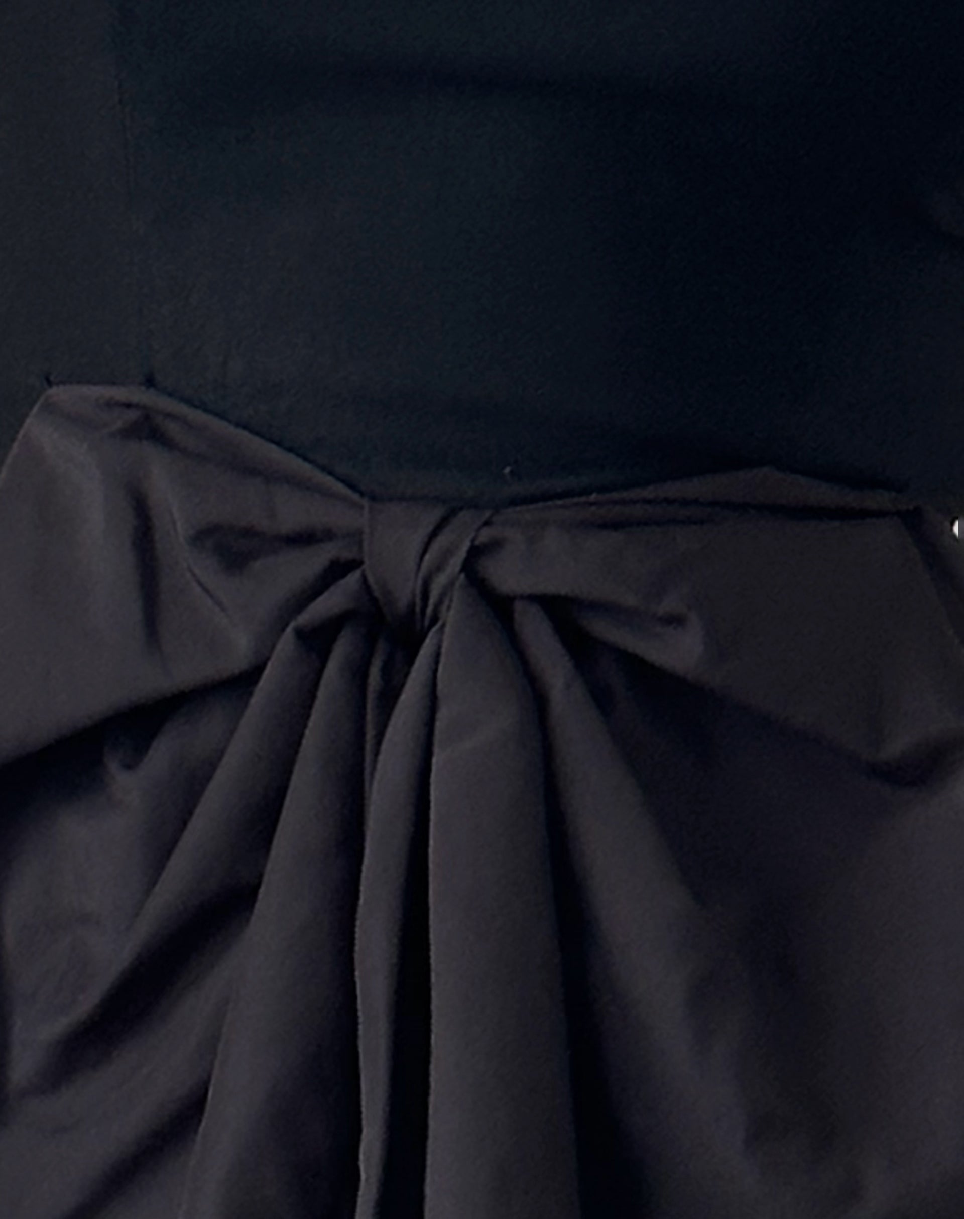 Ardeola Oversized Bow Mini Tailored Dress in Black