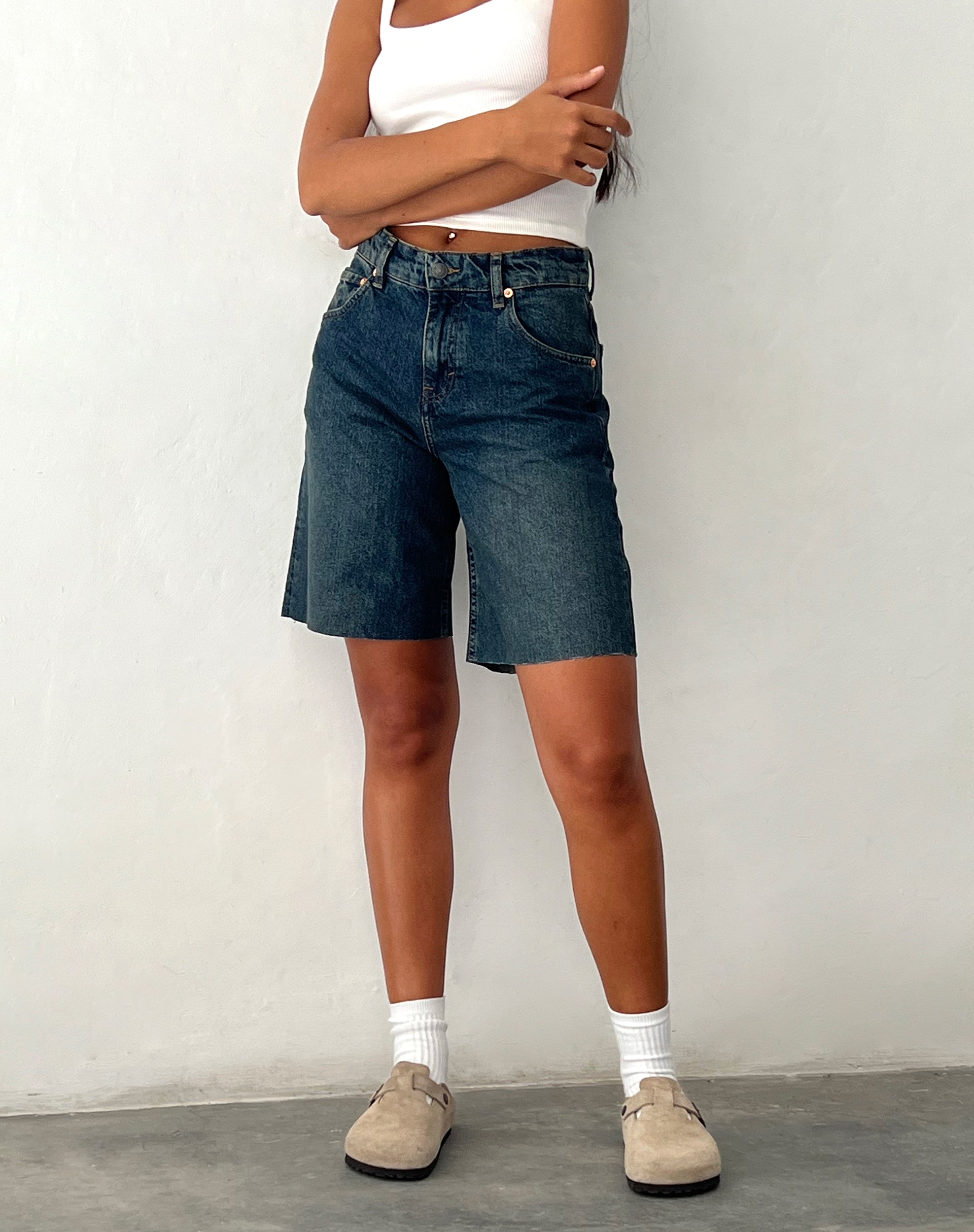 Roomy Mid Rise Jorts in Brown Blue Acid