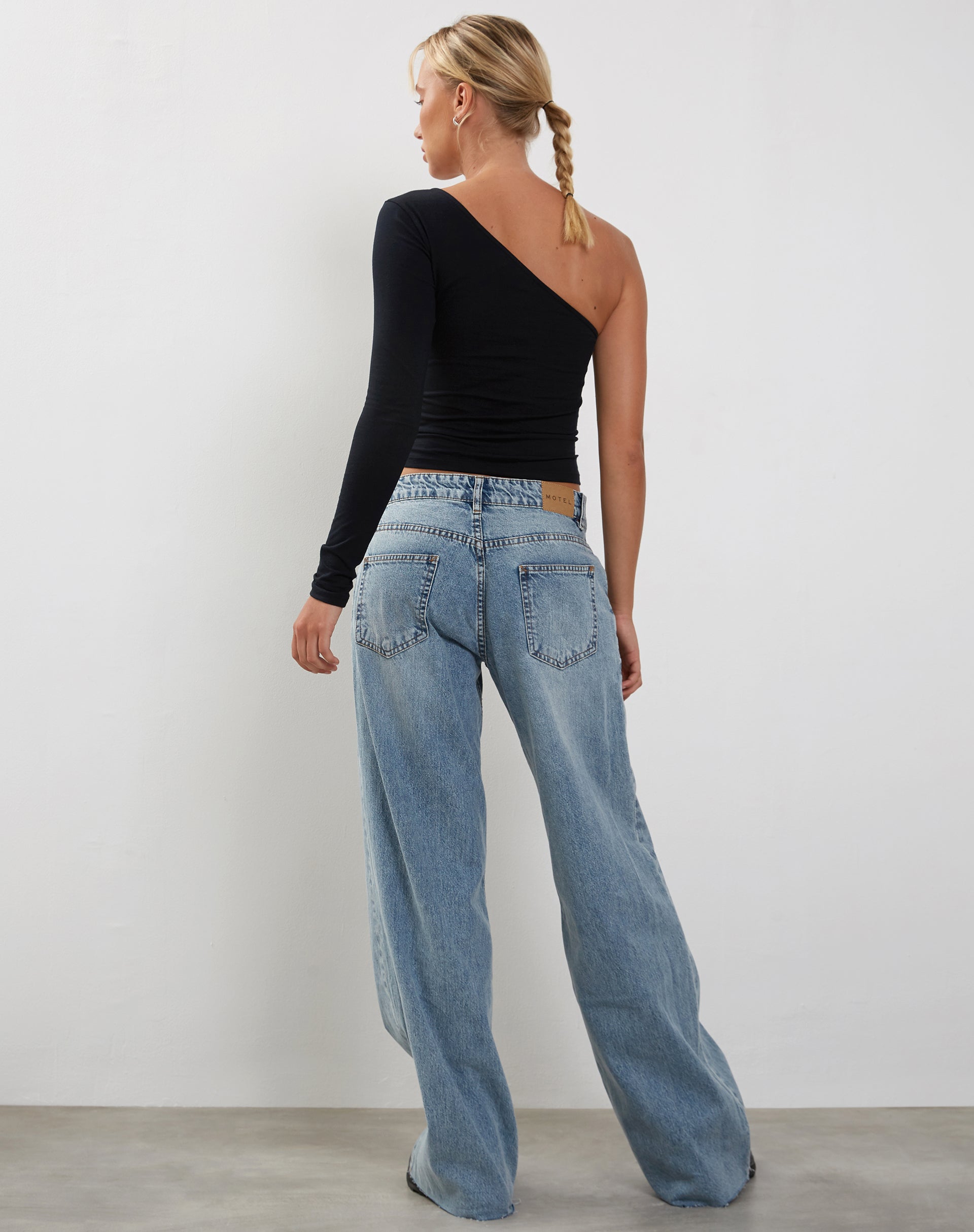 Bayge One Shoulder Top in Black