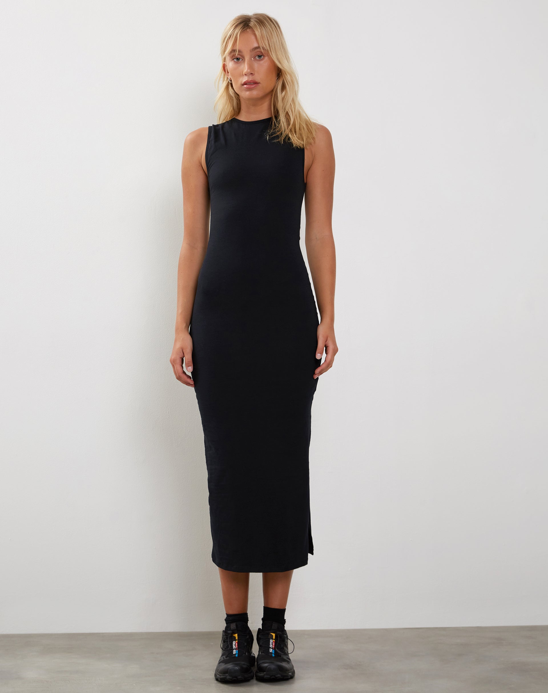 Gelena Midi Dress in Black