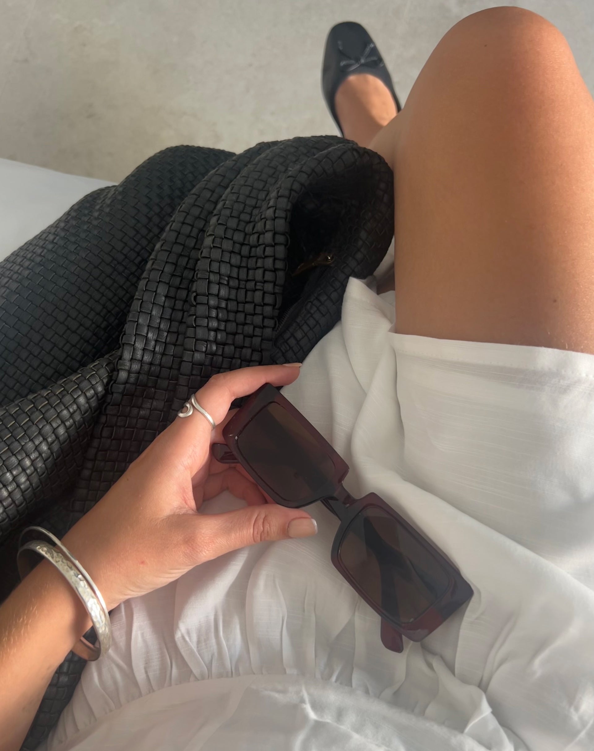 Lelia Rectangle Sunglasses in Brown