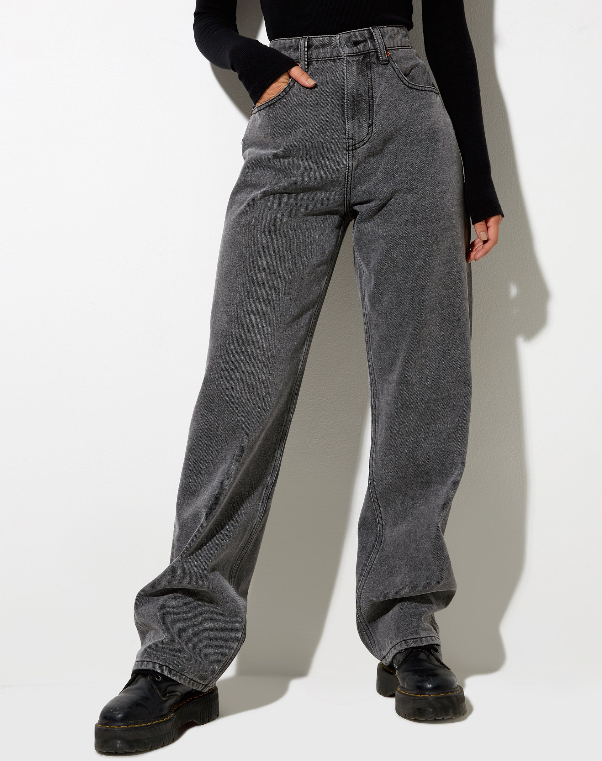 Parallel Jeans in Smoke Grey