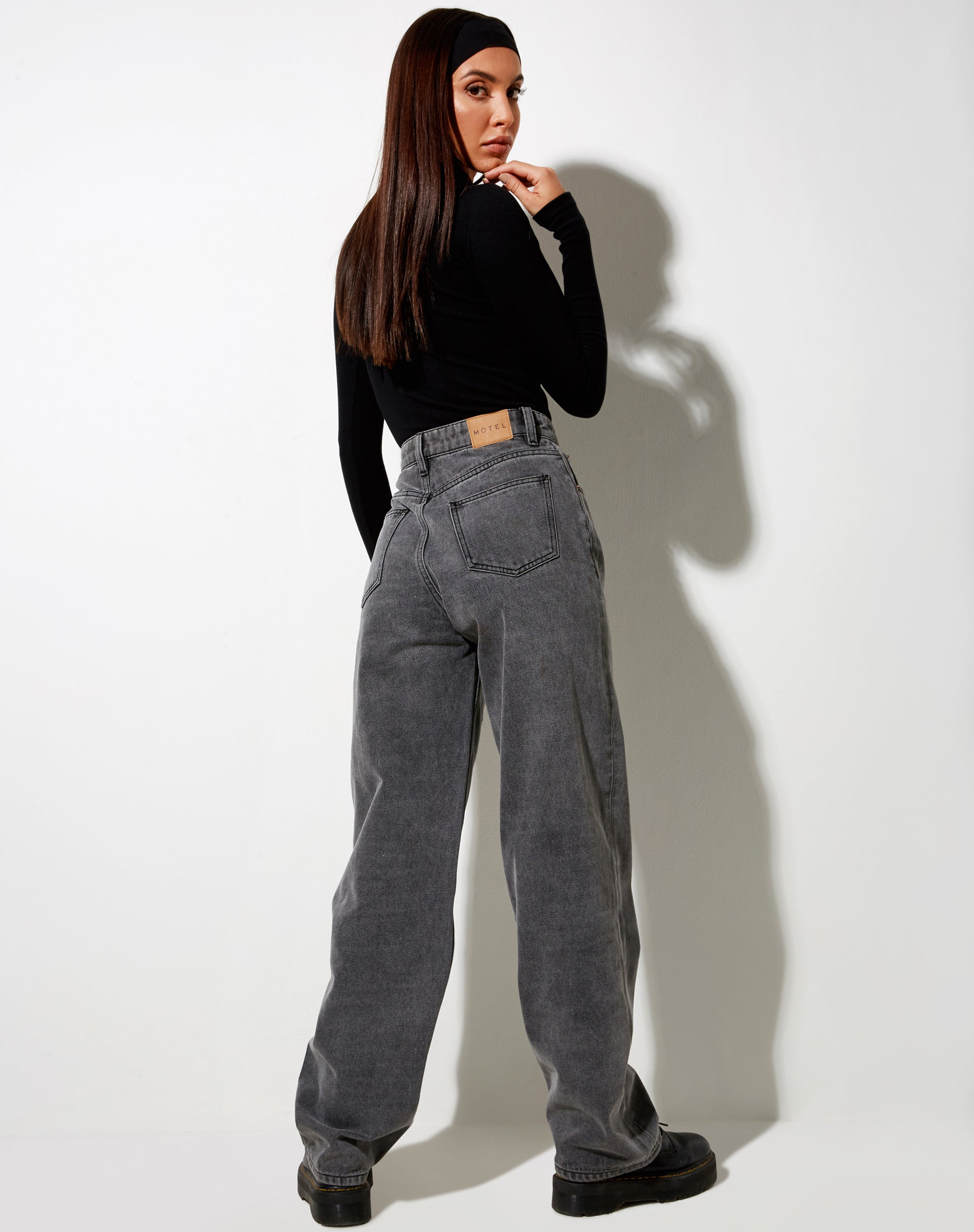 Parallel Jeans in Smoke Grey