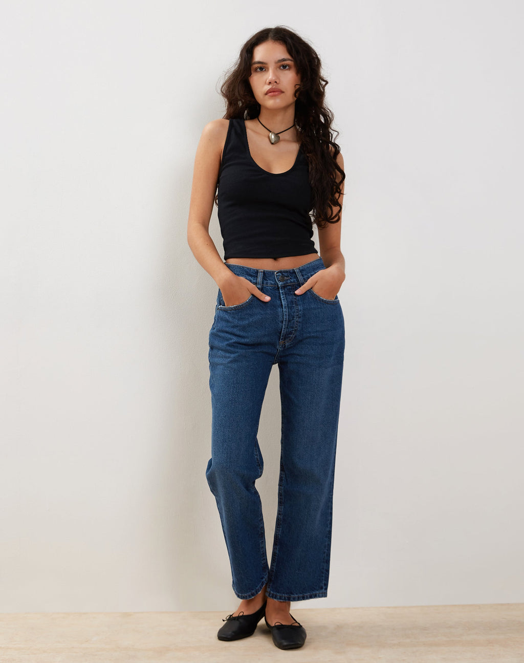 Mid Rise Straight Leg Jeans in Mid Blue Used Denim