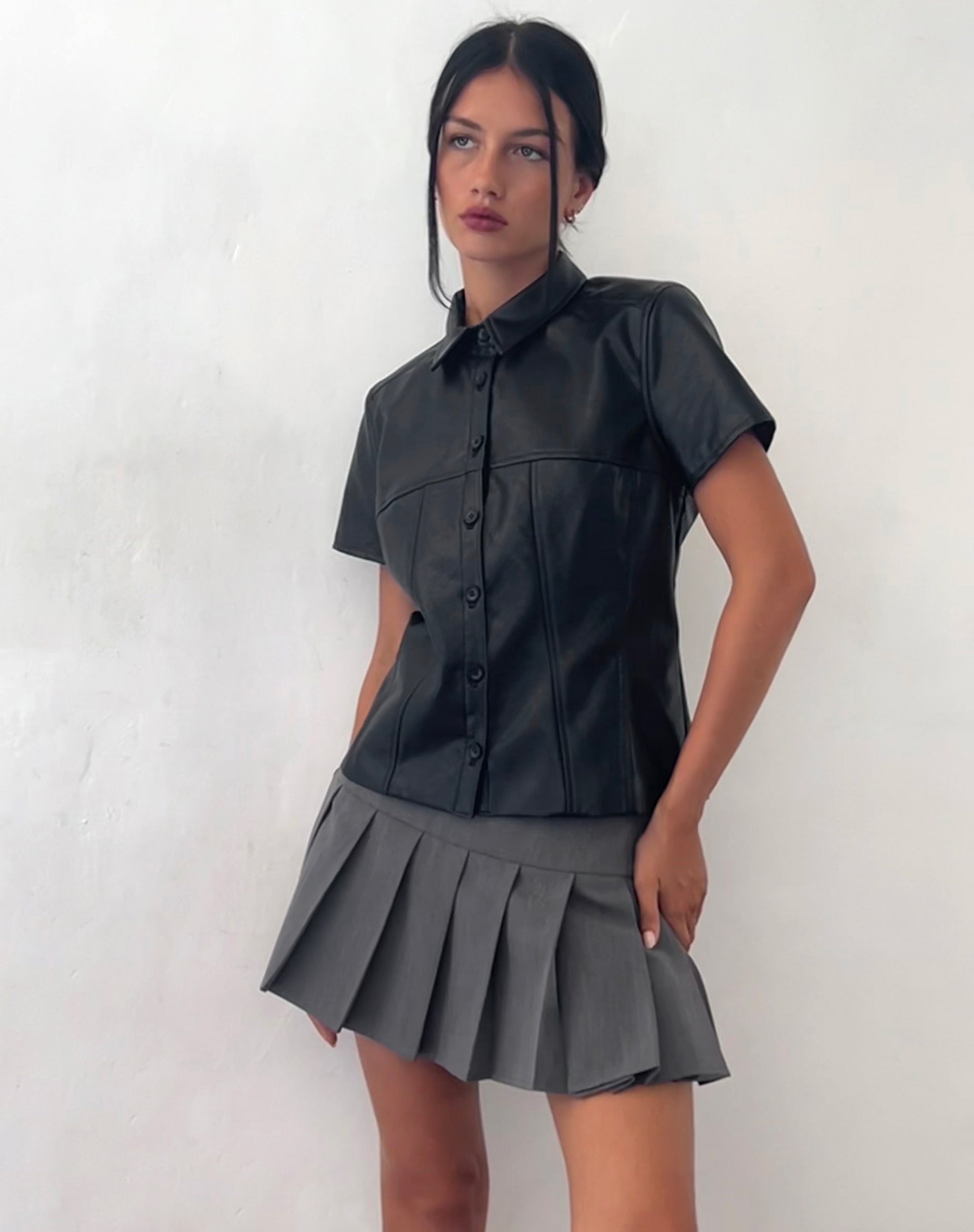 Mulan Short Sleeve Shirt in PU Black