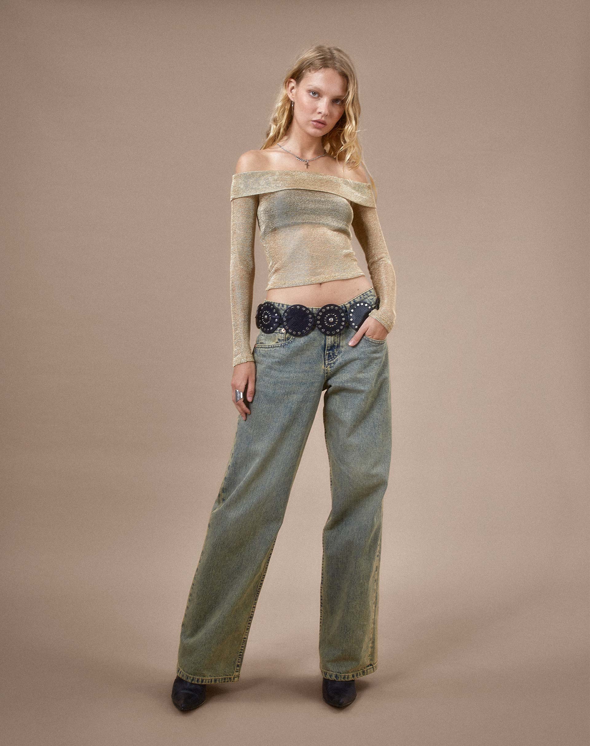 Naysila Bardot Top in Gold Chain