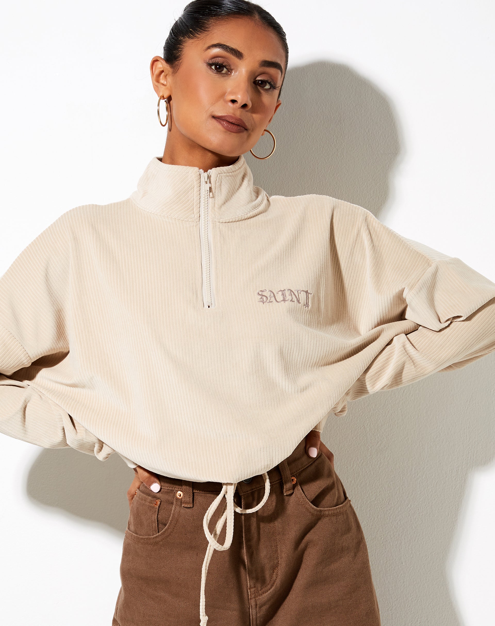 Olini Jumper in Neutral Beige 'Saint' Embro