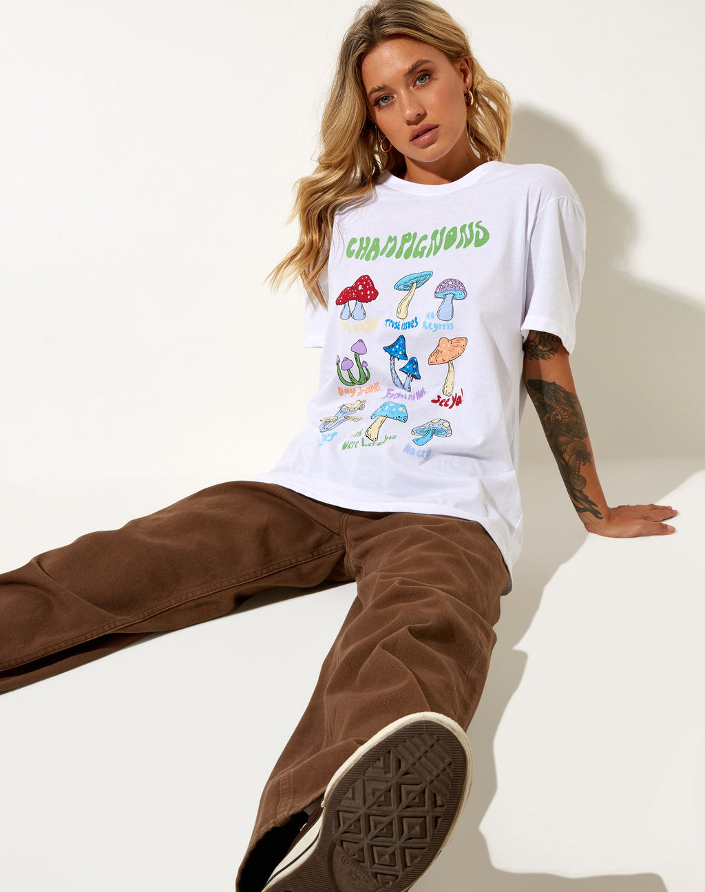 Oversize Basic Tee in White Champignons
