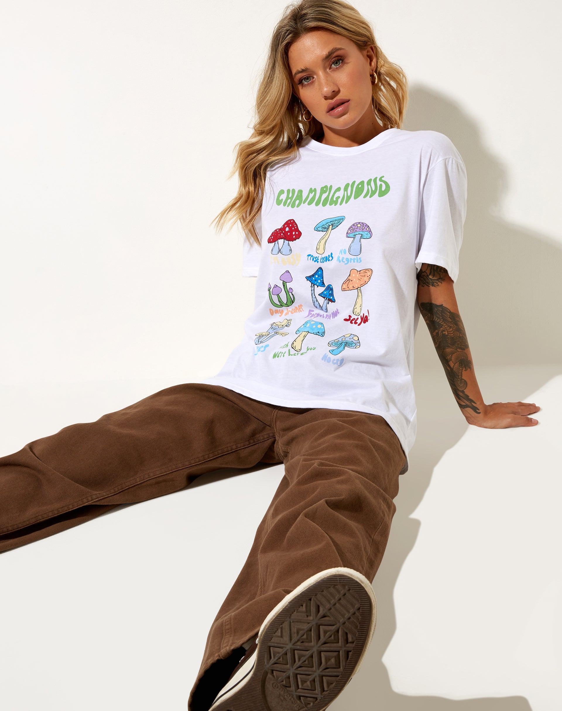 Oversize Basic Tee in White Champignons