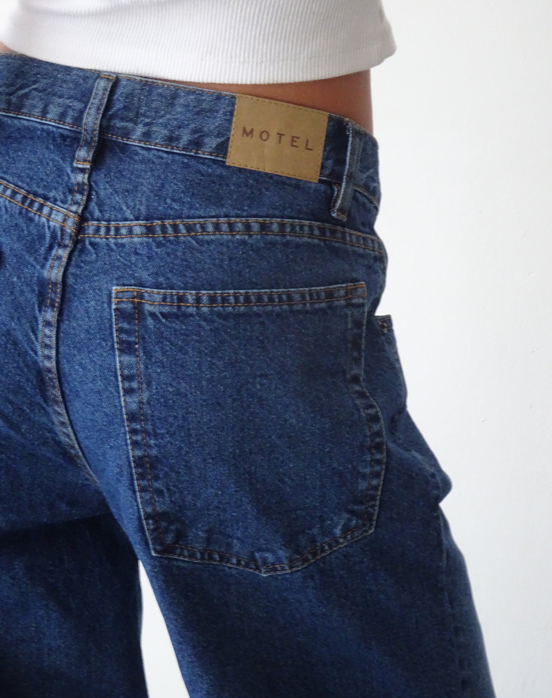 Oversized Dad Low Rise Jeans in Mid Blue Used