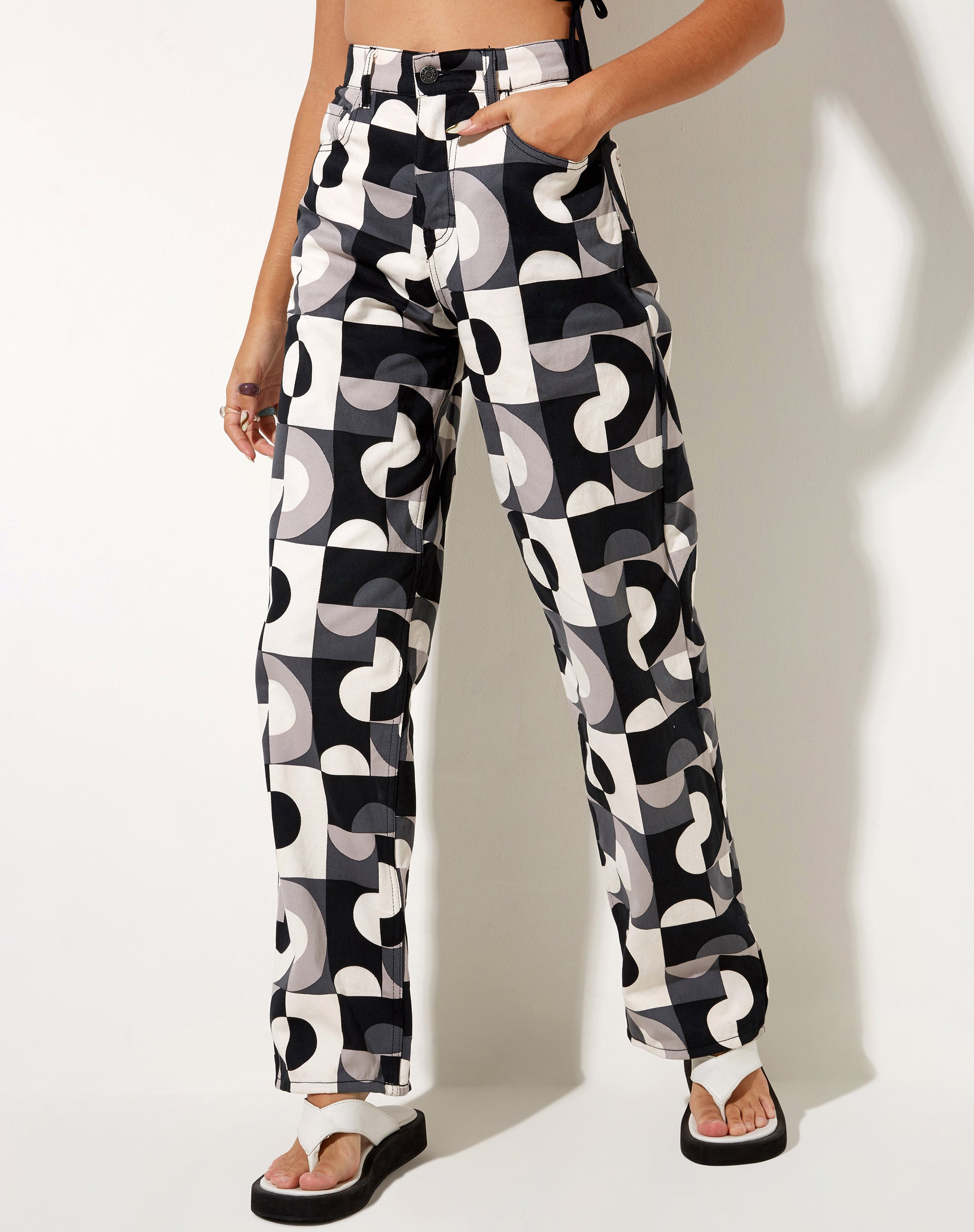 Parallel Jeans in Retro Optic Spot