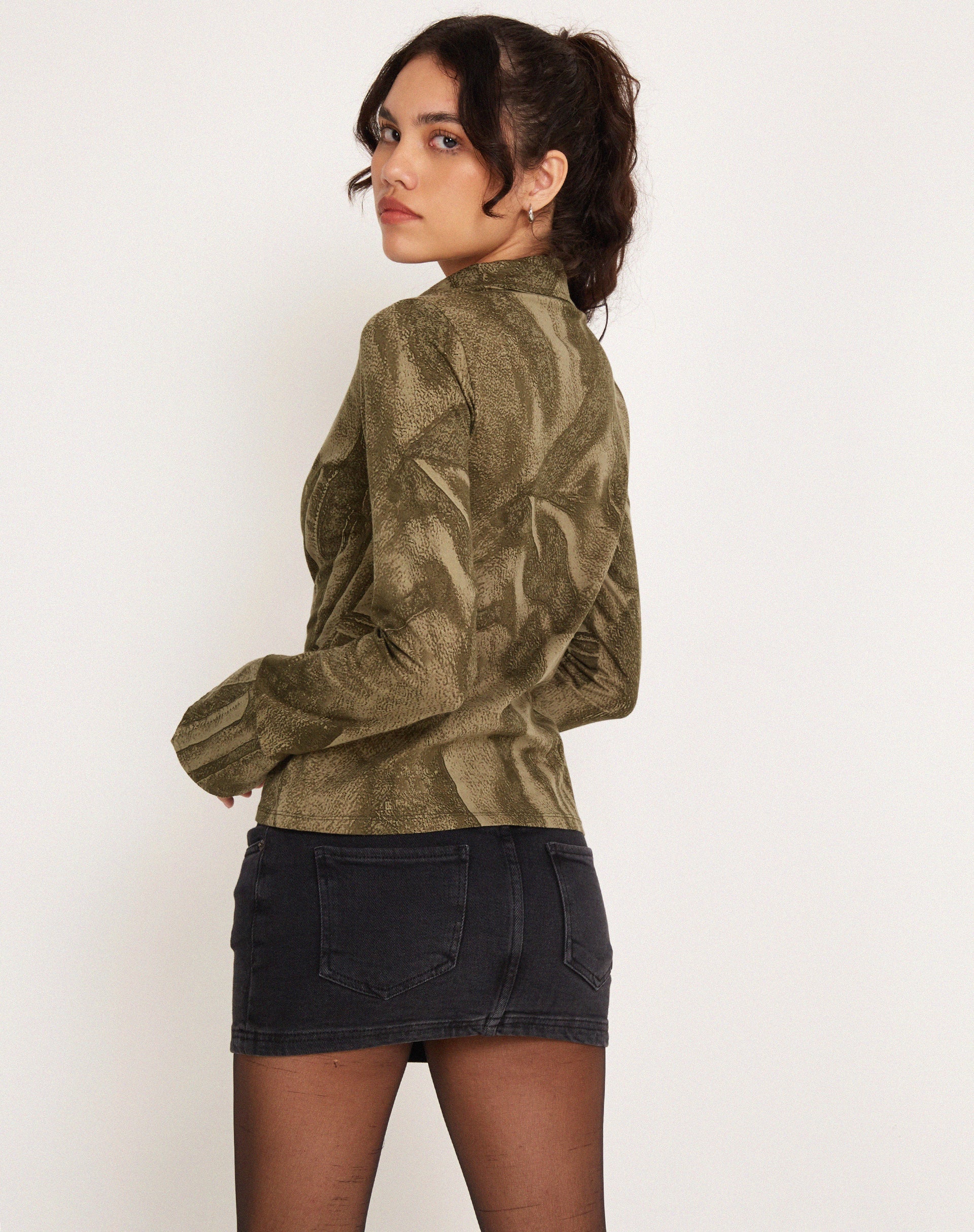 Phole Button Up Shirt in Dystopian Crease Khaki