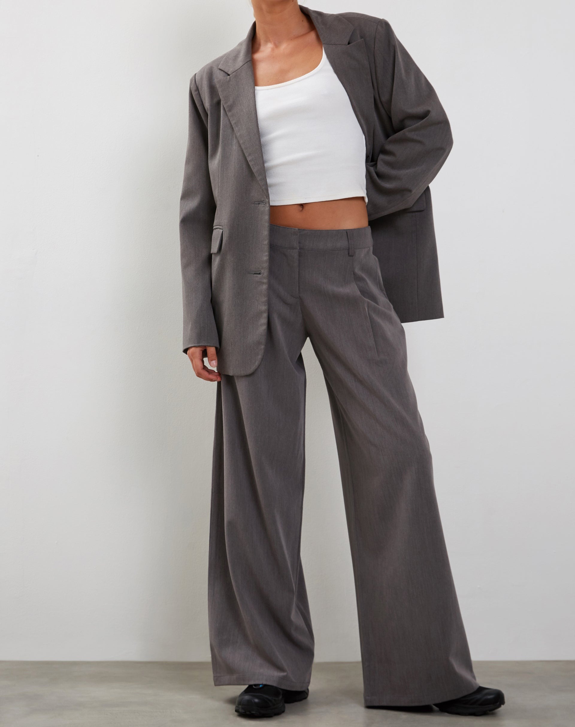 Salisu Wide Leg Trouser in Charcoal