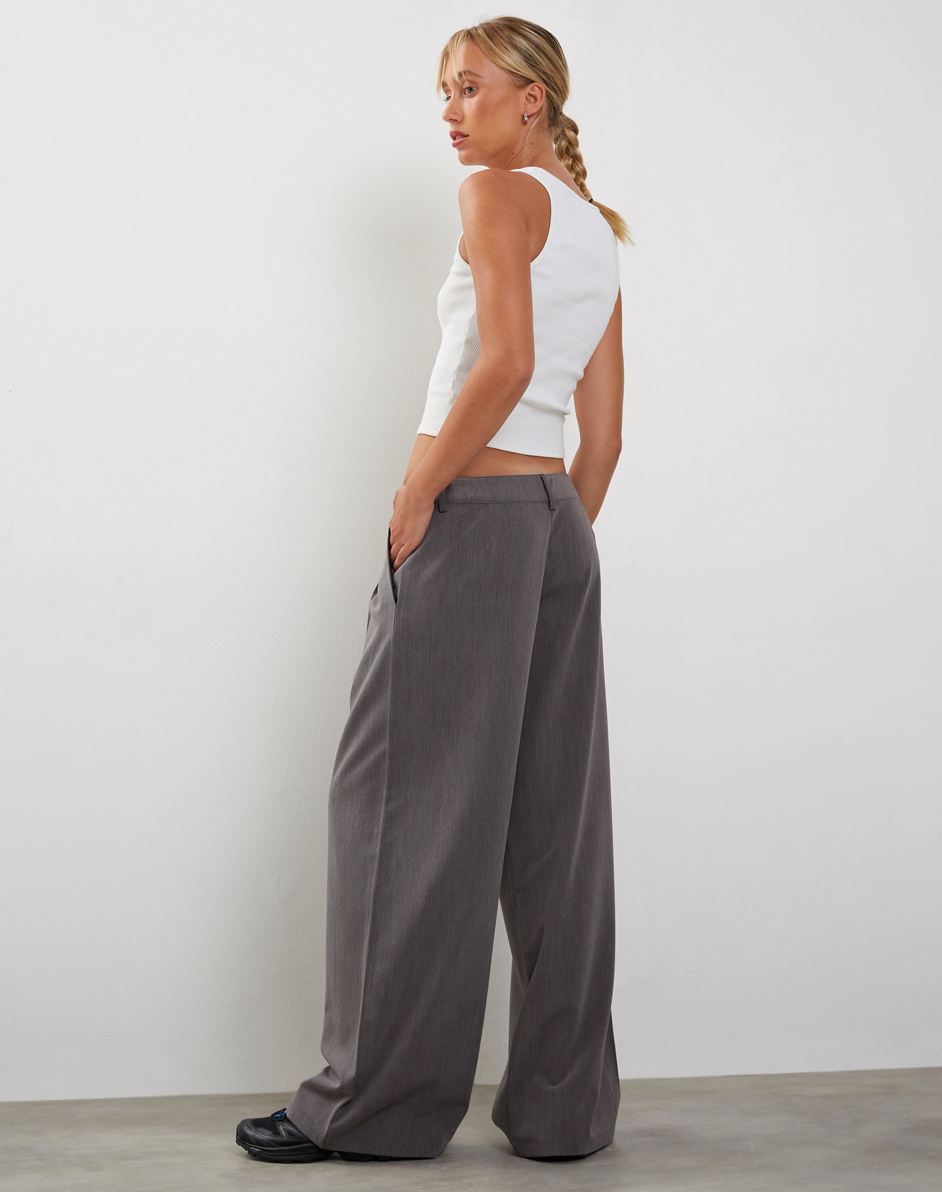 Salisu Wide Leg Trouser in Charcoal