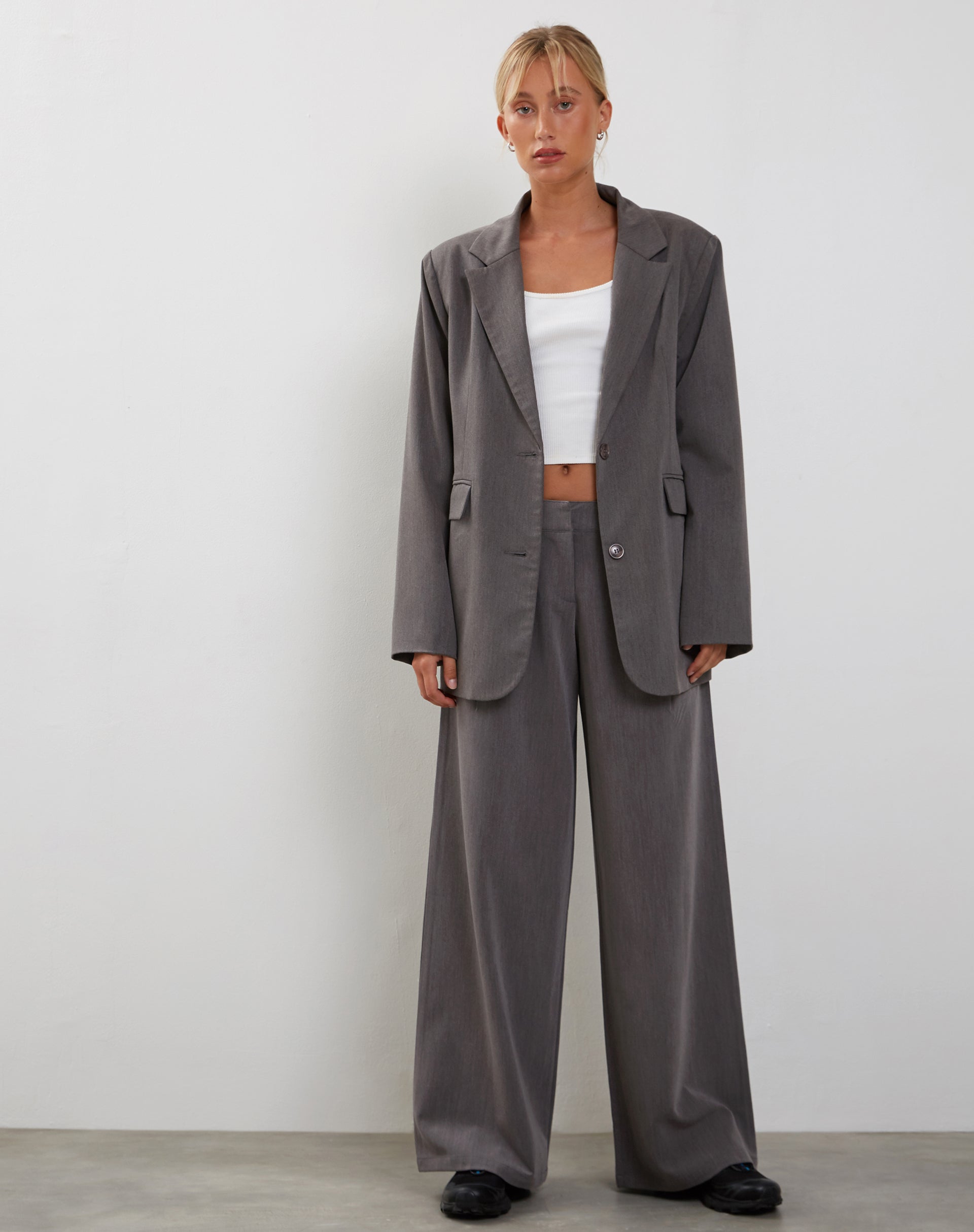 Salisu Wide Leg Trouser in Charcoal