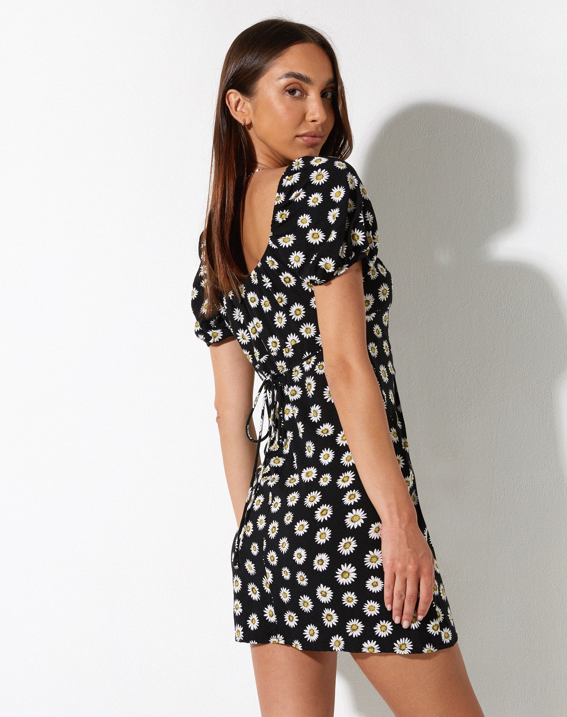 Sasi Mini Dress in Grunge Daisy Black