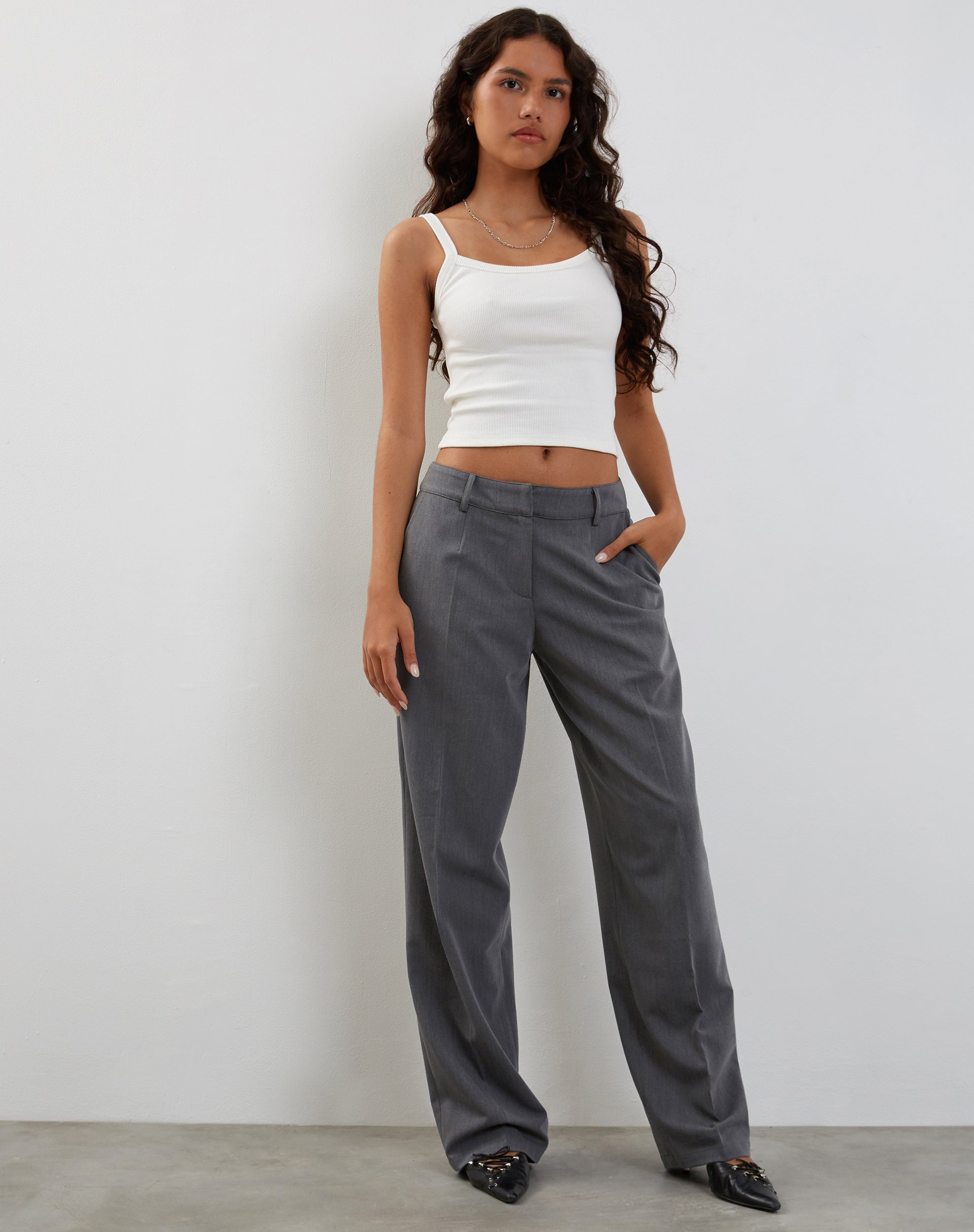 Sirkia Low Rise Tailored Trouser in Charcoal