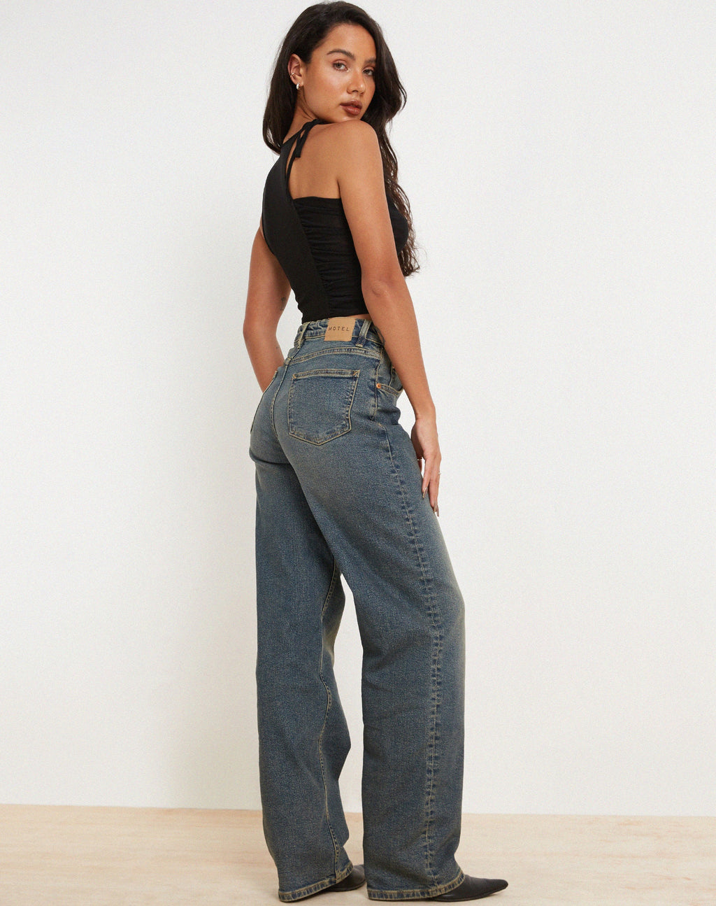 Sonja Crop Top in Black