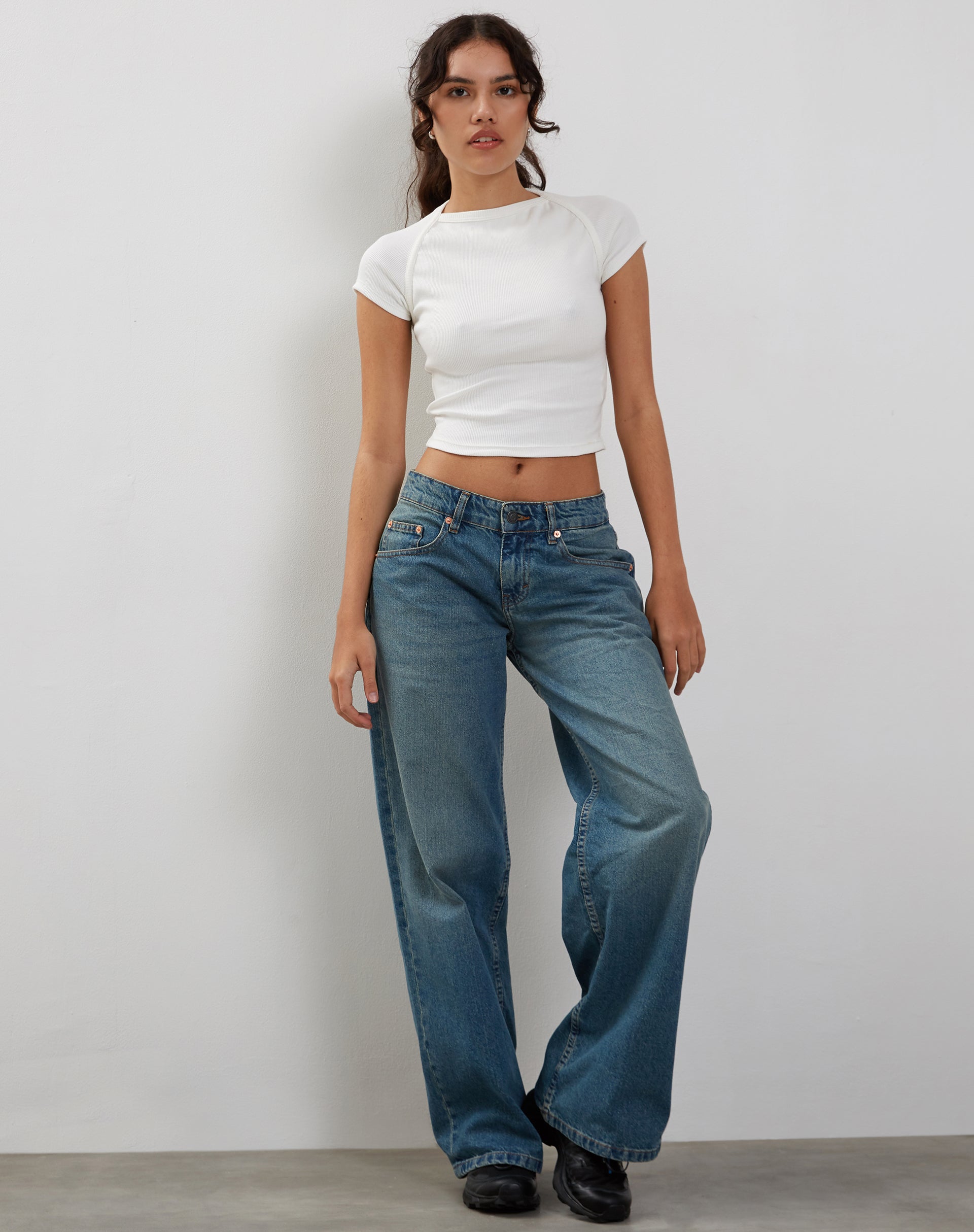 Tasley Ribbed Folded Sleeve Tee in White
