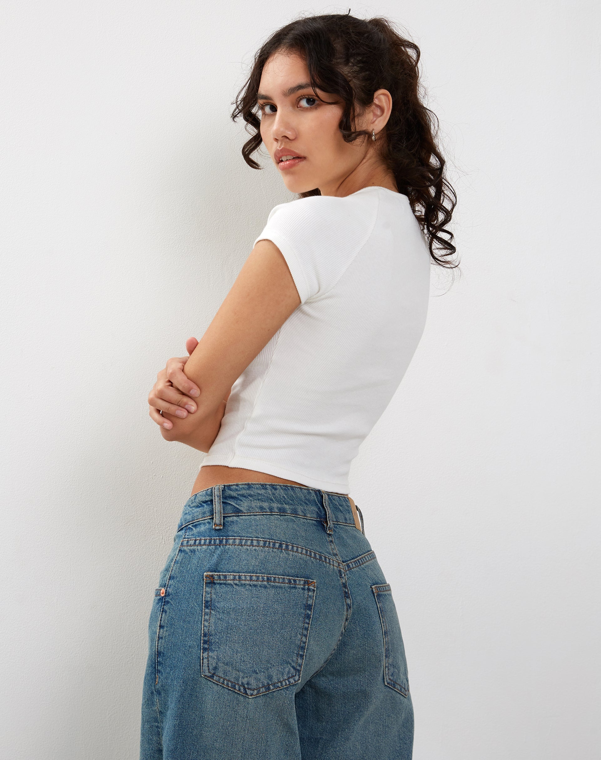 Tasley Ribbed Folded Sleeve Tee in White