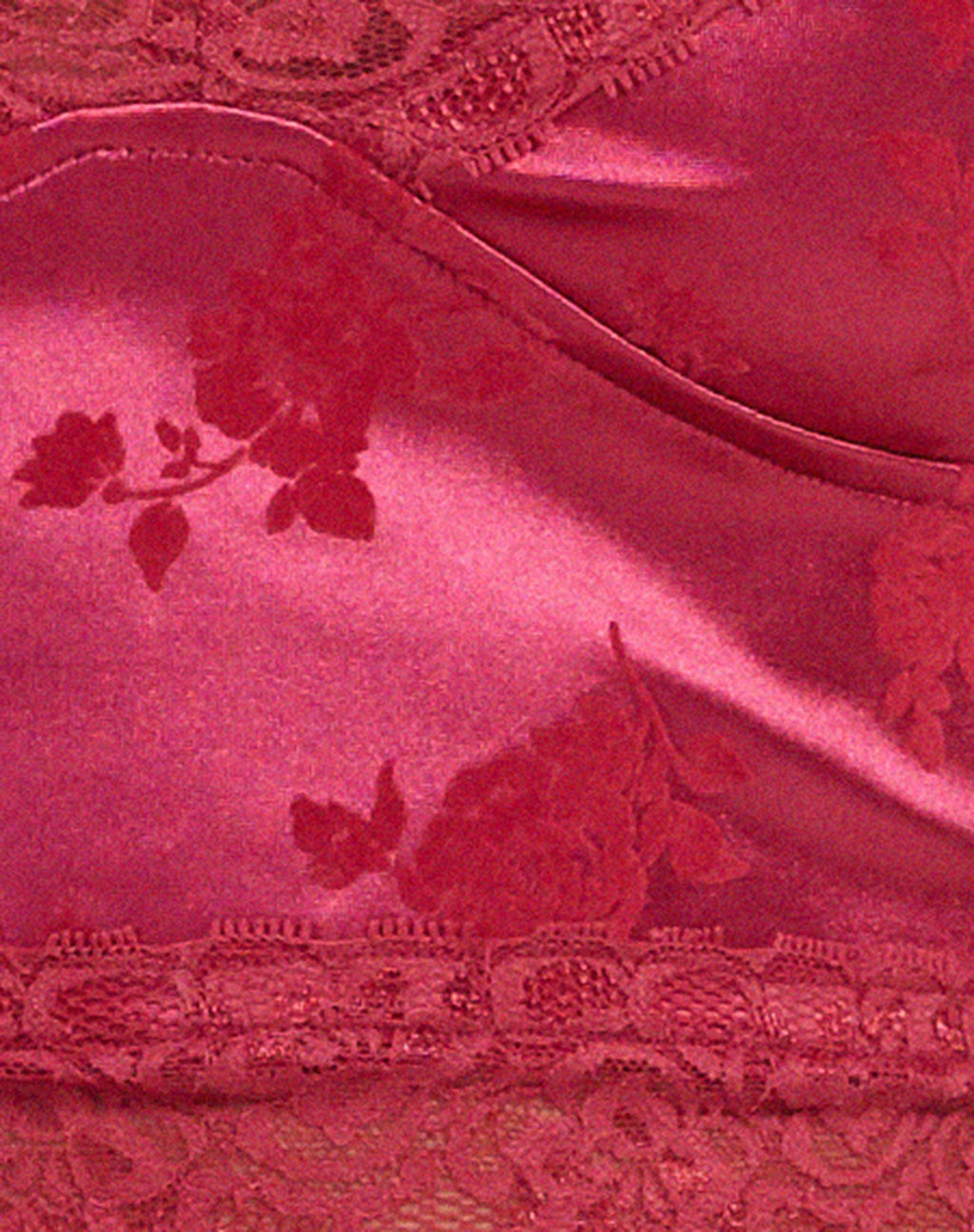 Dyrana Crop Top in Rose Flock Magenta